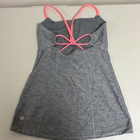 Lululemon Grey Workout Tank - Size 4 - Picture 2 of 4